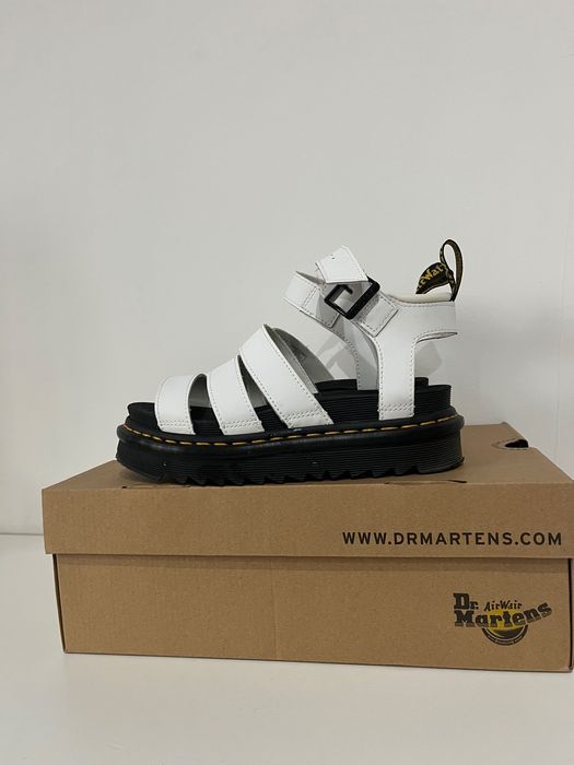 Sandale dr martens 37, albe