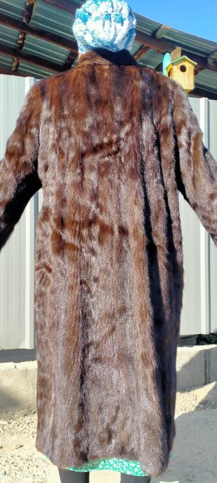 Продам норковую шубу