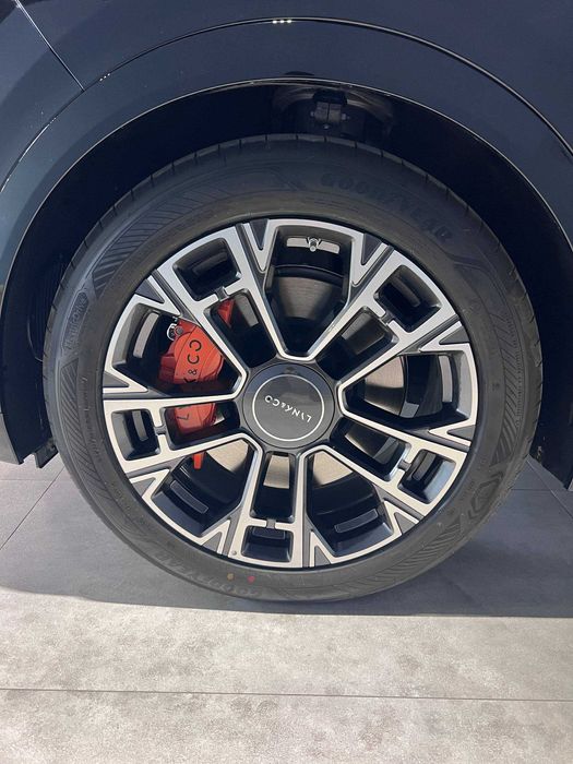 Lynk&Co 900 1.5T Ultra Qora Kafolat bilan