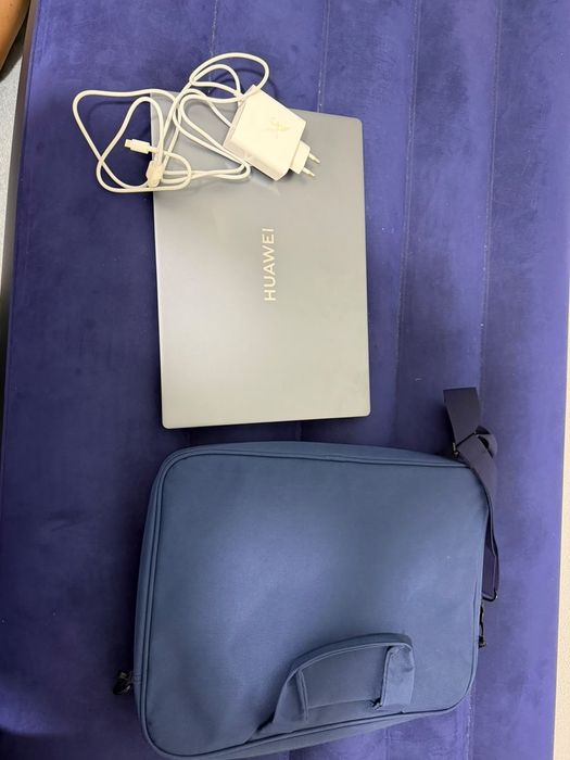 Huawei notebook новый
