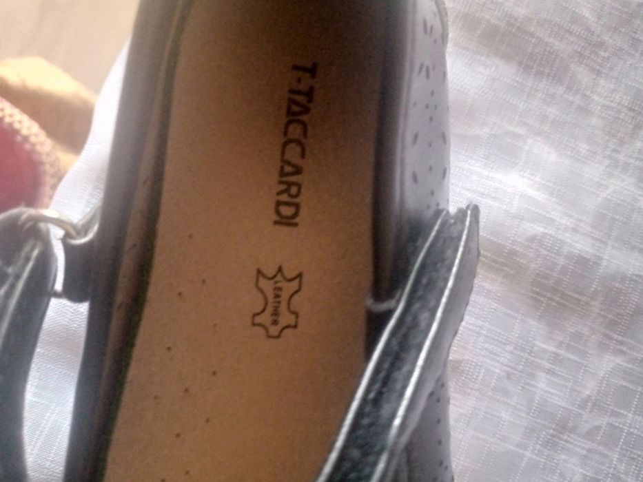 Продам туфельки...