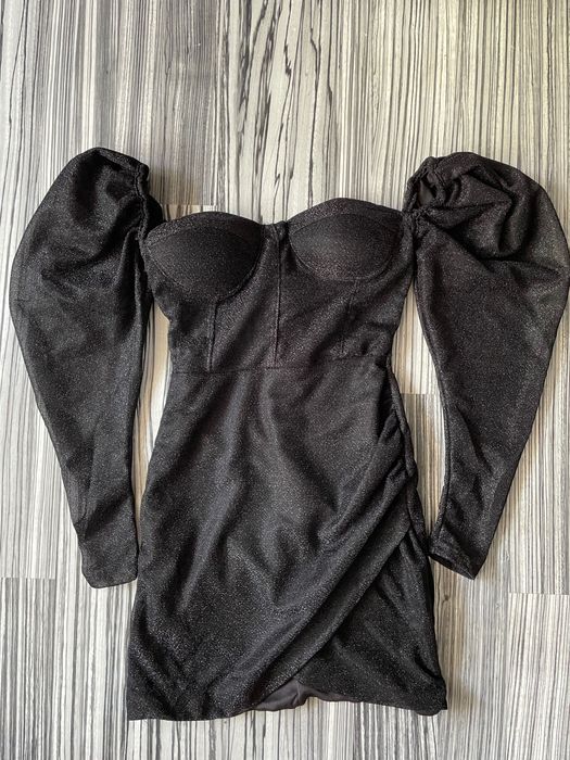 Rochie neagră cu sclipici