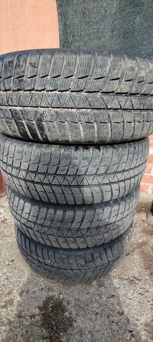 Продавам зимни гуми 17 цола
