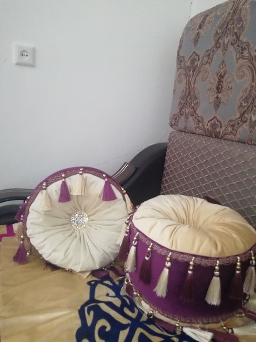 Декоративные подушки новые