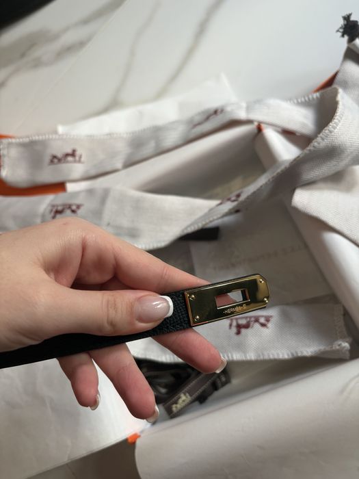 Дамски колан на Hermes, най-търсения модел, черно със златно