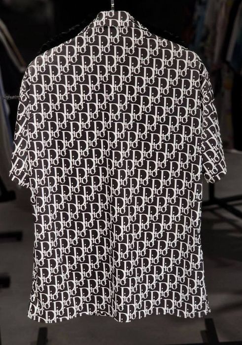 Мъжки ризи различни модели