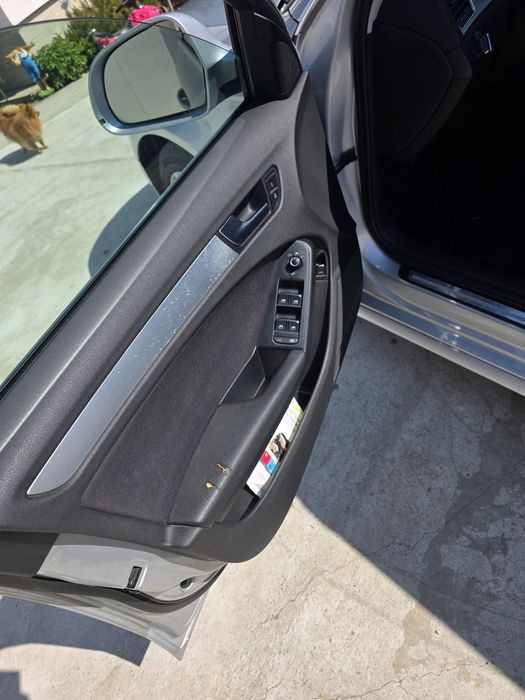 Vând Audi A4 B8 motor 2.0,143 cp S line