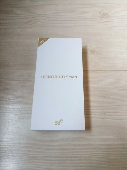 Продавам телефон HONOR 400 Smart 5G Velvet Black