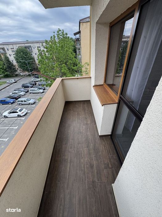 Apartament cu 4 camere, etaj 3 din 4 , Str. Belsugului , Micro 17.