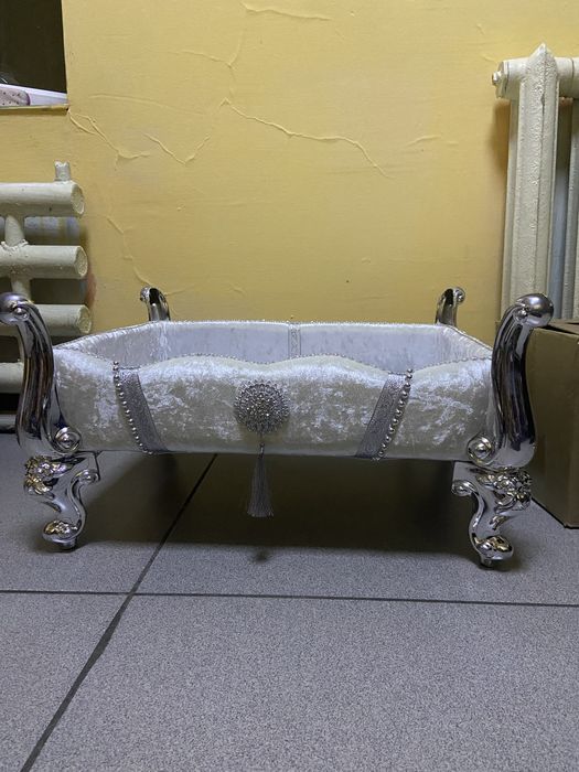 Продаются корзинки для тоев 2шт