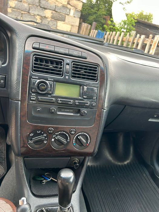 Продам Toyota Avensis