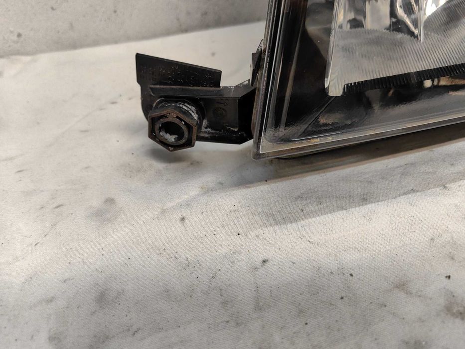 Оригинален фар Шкода Фабиа  Skoda Fabia