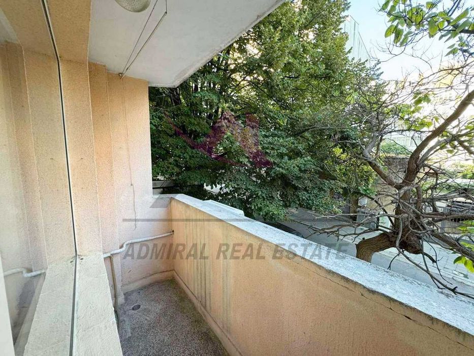 Дава се под наем Двустаен апартамент в Варна, Център - 58 кв.м за 350 € - Снимка #4