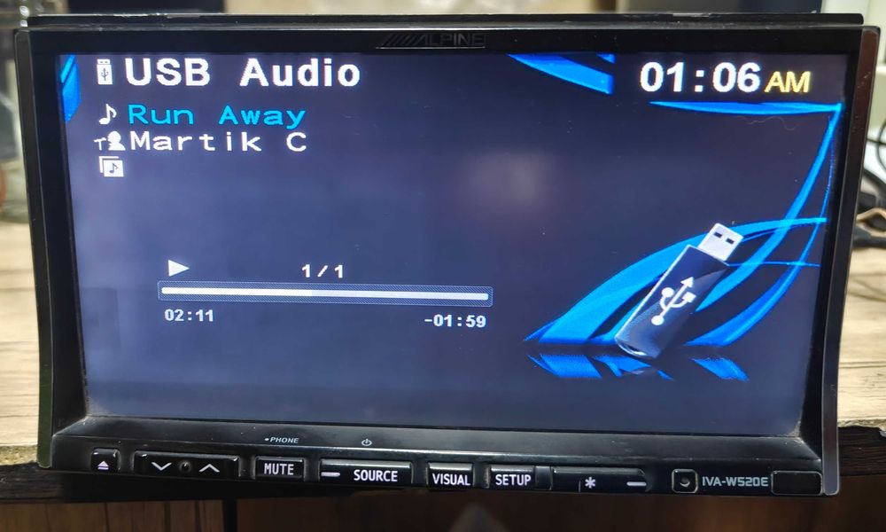 Alpine IVA-W520E  150$ торг.