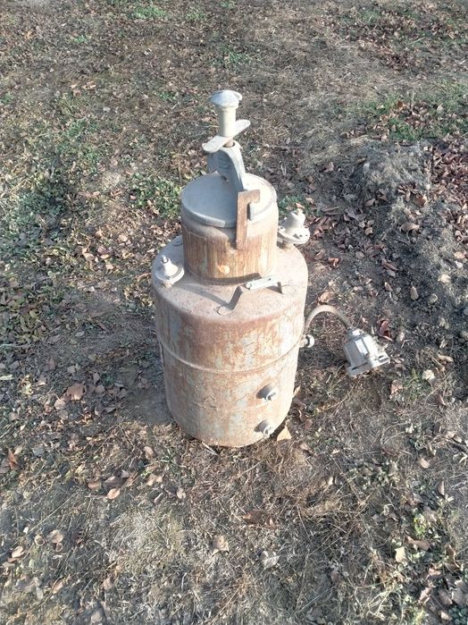 Газосваорочный аппарат,бачок.