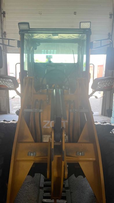 Продам фронтальный погрузчик ZGLEIT 920