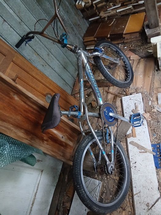 Bicicleta BMX ptr.copii de 5-10ani, roti 20 inci , in stare buna de functionare