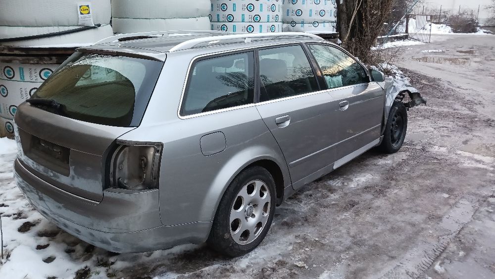 Ауди а4 б6 на части