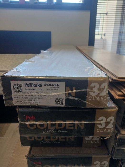 Ламинат 27 квадрата  8мм AC4 Class 32