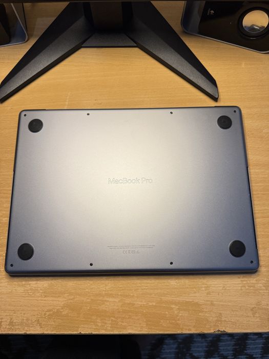 MacBook Pro M1 Pro 14” 16/512 LL/A