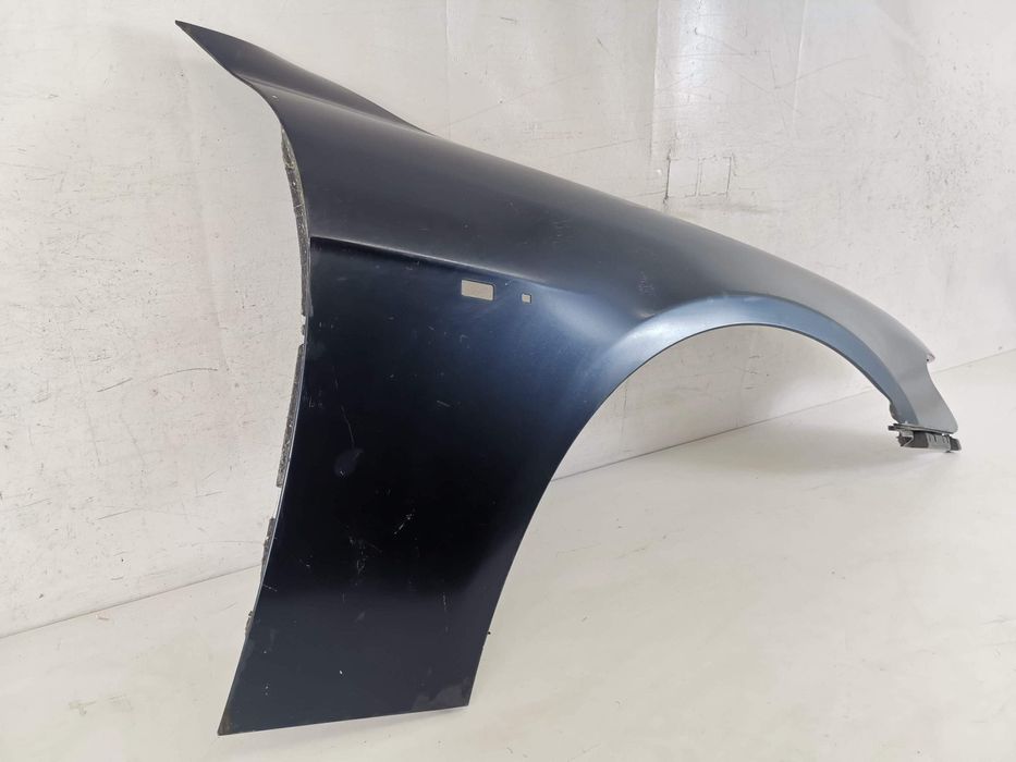 Десен преден калник БМВ Серия 7 Е65/Е66 [фейслифт] [ - ] В добро състо