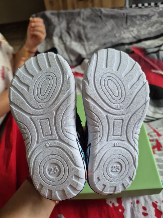 Пантофи за момче