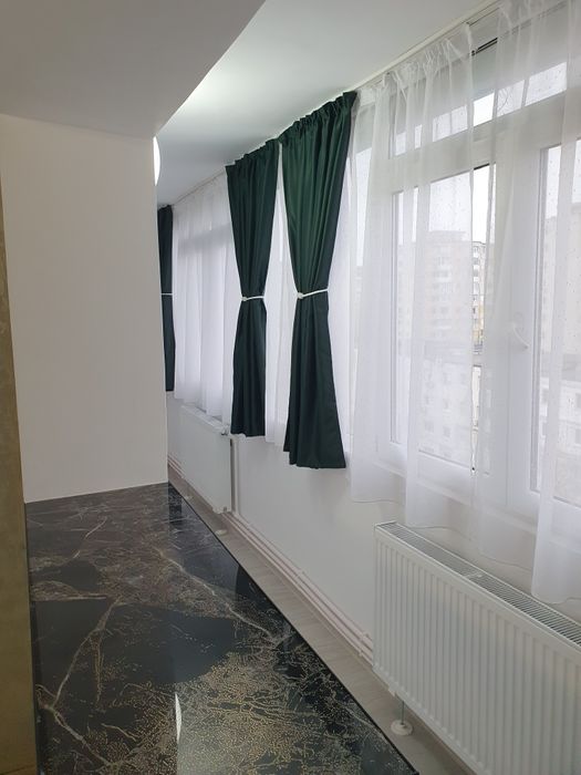 Vând apartament cu doua camere