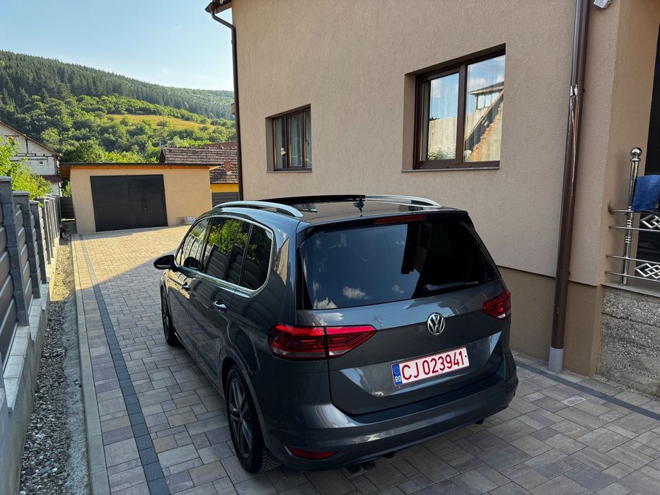 Volkswagen Touran Volkswagen Touran Highline | 12/2016 | 2.0 TDI 150 CP | Import Olanda