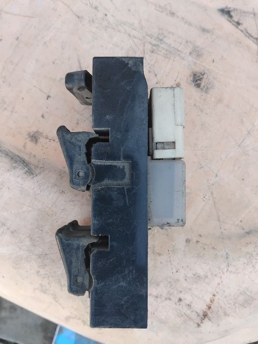 Продам кнопки стеклоподъёмника