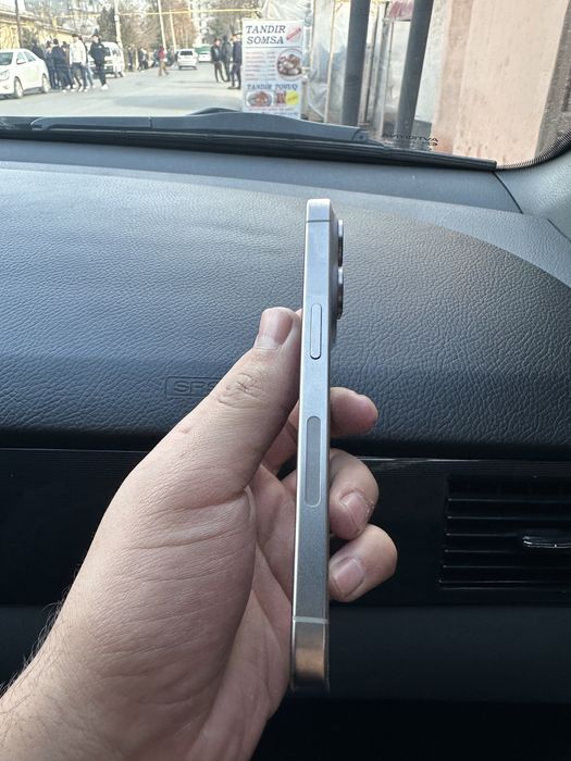 iPhone 15 pro 128 GB