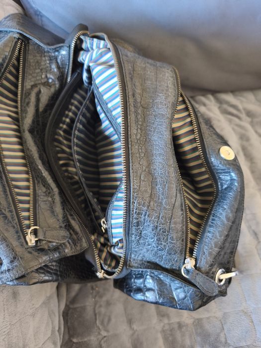 Продавам чанта качествена естествена кожа