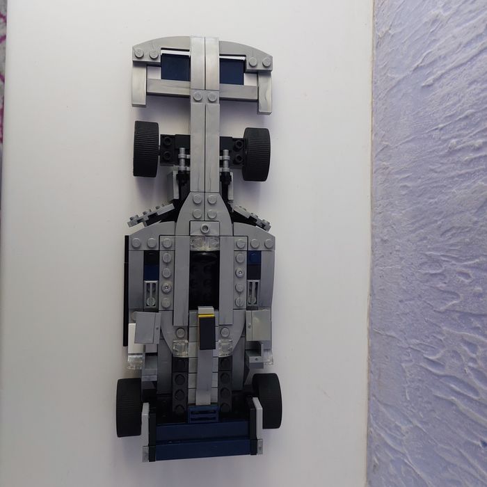 Продам lego машину!