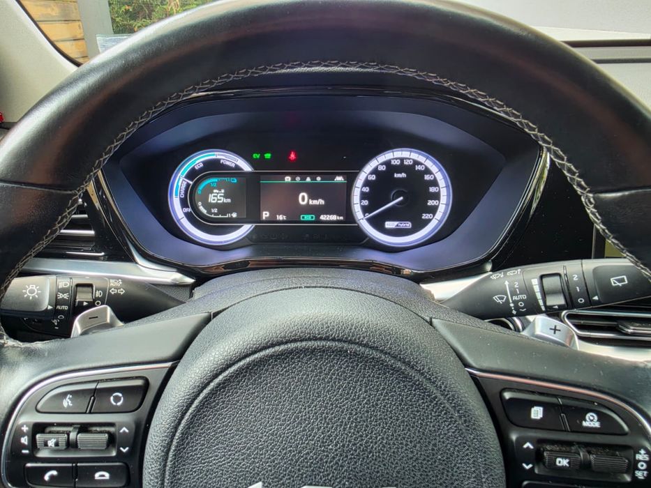 Kia Niro Hybrid | 01.2022 | 42 000 км | Първи собственик | В гаранция