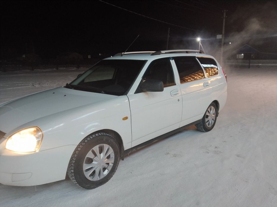 Продам Приору в хорошем состояние на активном ходу