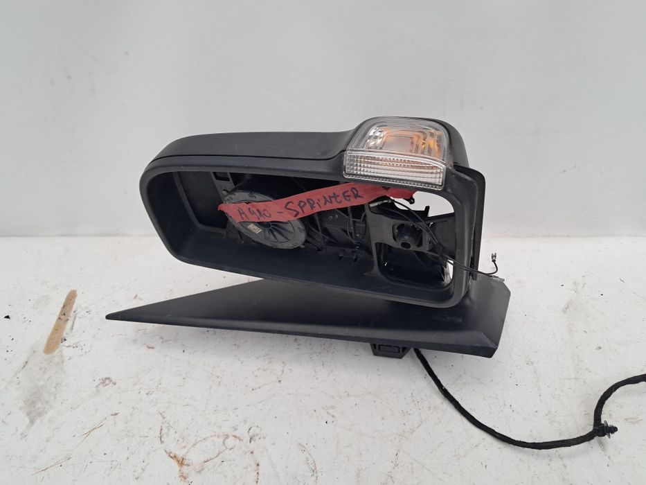 Огледало Mercedes Sprinter W910