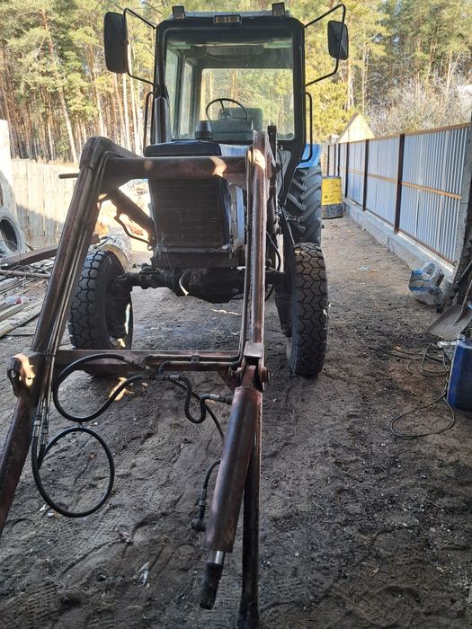 В комплекте Продам мтз 82 на полном ходу