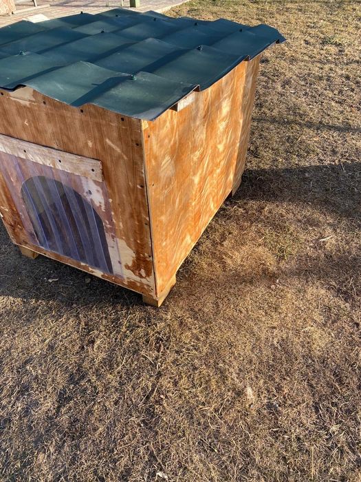 Продам будку для собаки