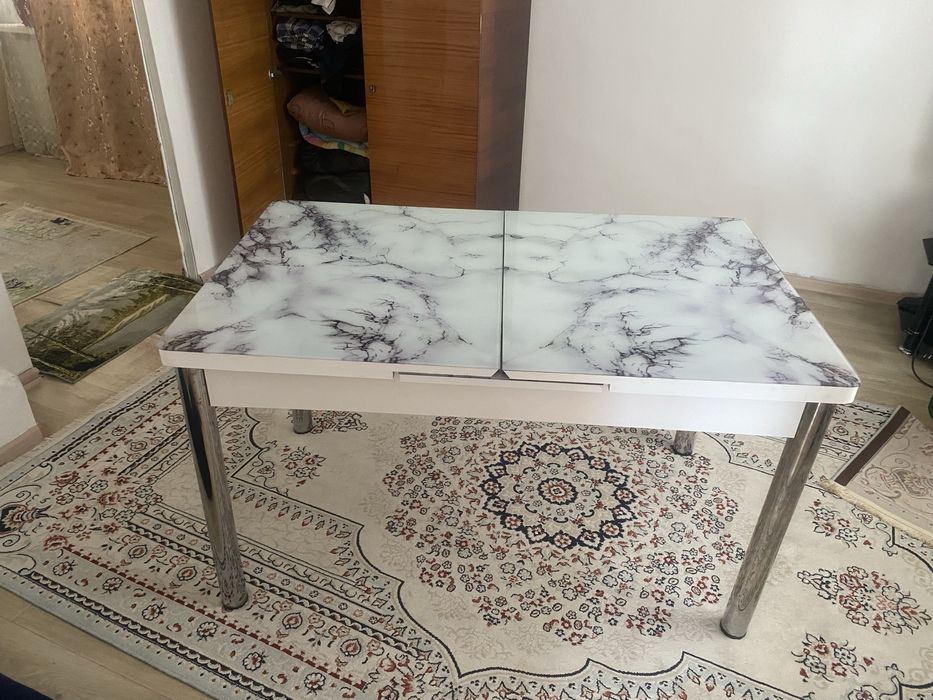 продам стол очень хороший