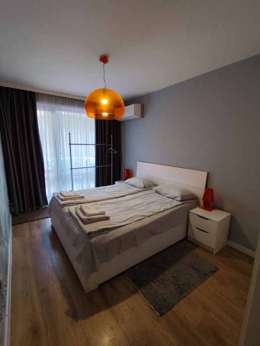 Дава се под наем Тристаен апартамент в Варна, Гръцка махала - 120 кв.м за 1275 € - Снимка #10