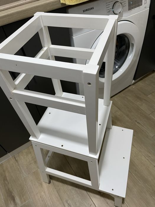 Кула Монтесори помощна за деца