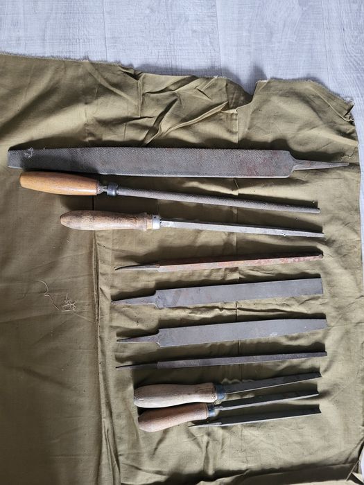 Продам напильники в отличном состоянии.