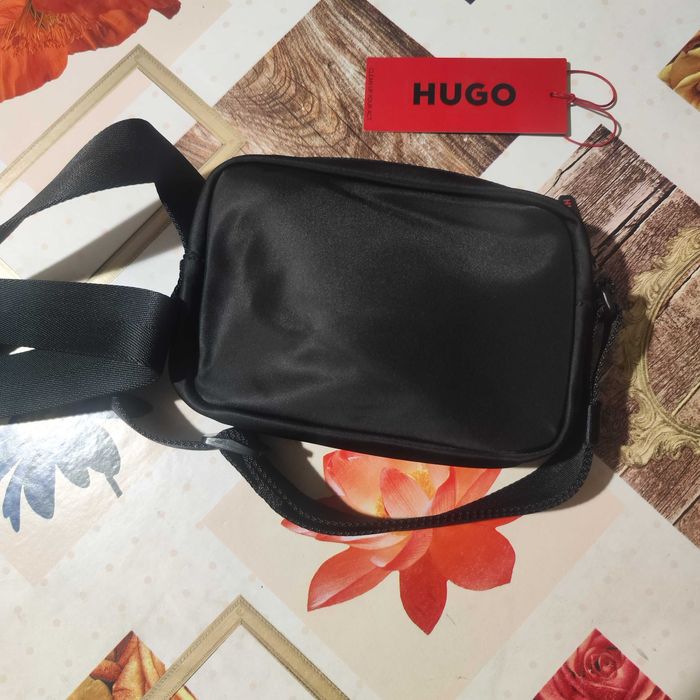 Оригинална мъжка чанта за през рамо HUGO BOSS Ethon (ново)