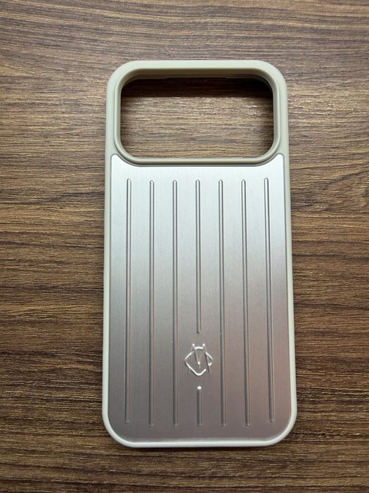 Rimowa iPhone 17 Pro Aluminum Case Husa (Carcasa) Magsafe