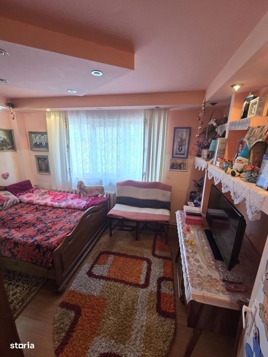 Etaj 2 - Alexandru - Zimbru - Apartament 3 camere - geam la baie