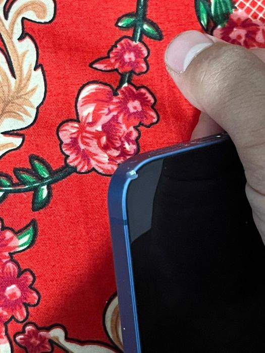 Продам айфон 13 за 130