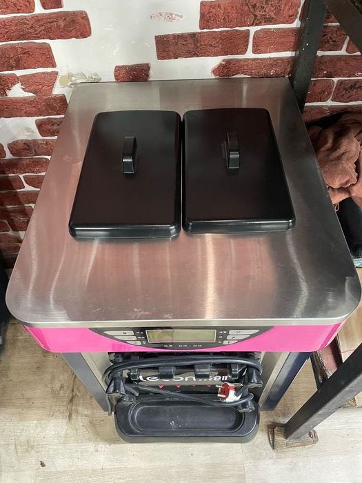 Продам аппарат для мороженного