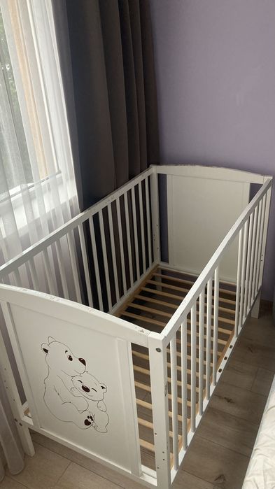 Бебешко легло с матрак и обиколник