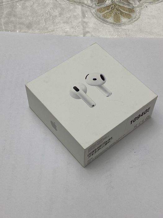 Original Air pods 4 новый запечатонный