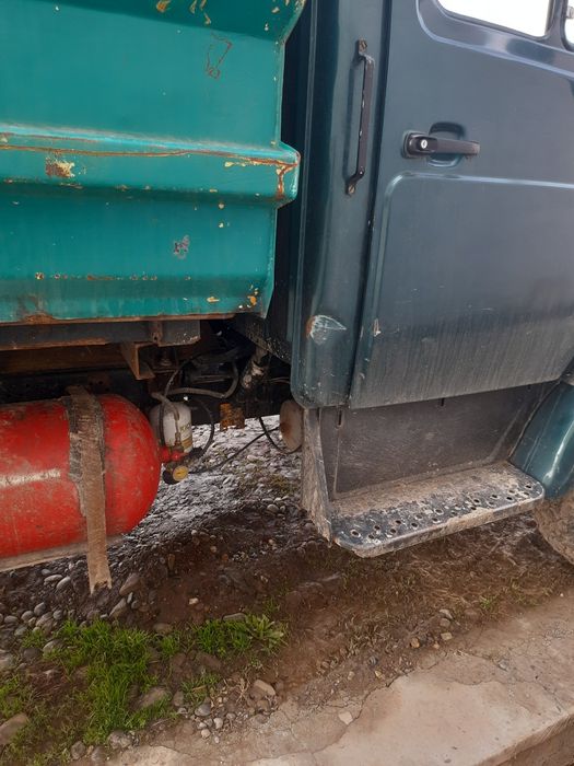 Зил 4333 сотилади