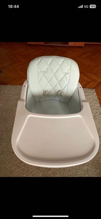 Scaun de masă bebe